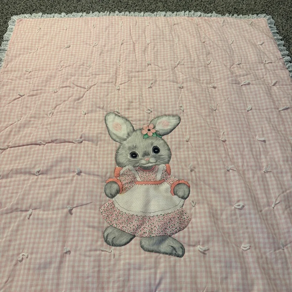 Vintage Pink‎ Gingham Bunny Rabbit Baby Quilt Eyelet Lace Trim Hand Tied Blanket